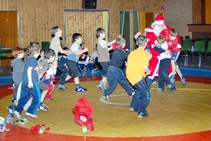 Da läuft er, der Weihnachtsmann... ;-)